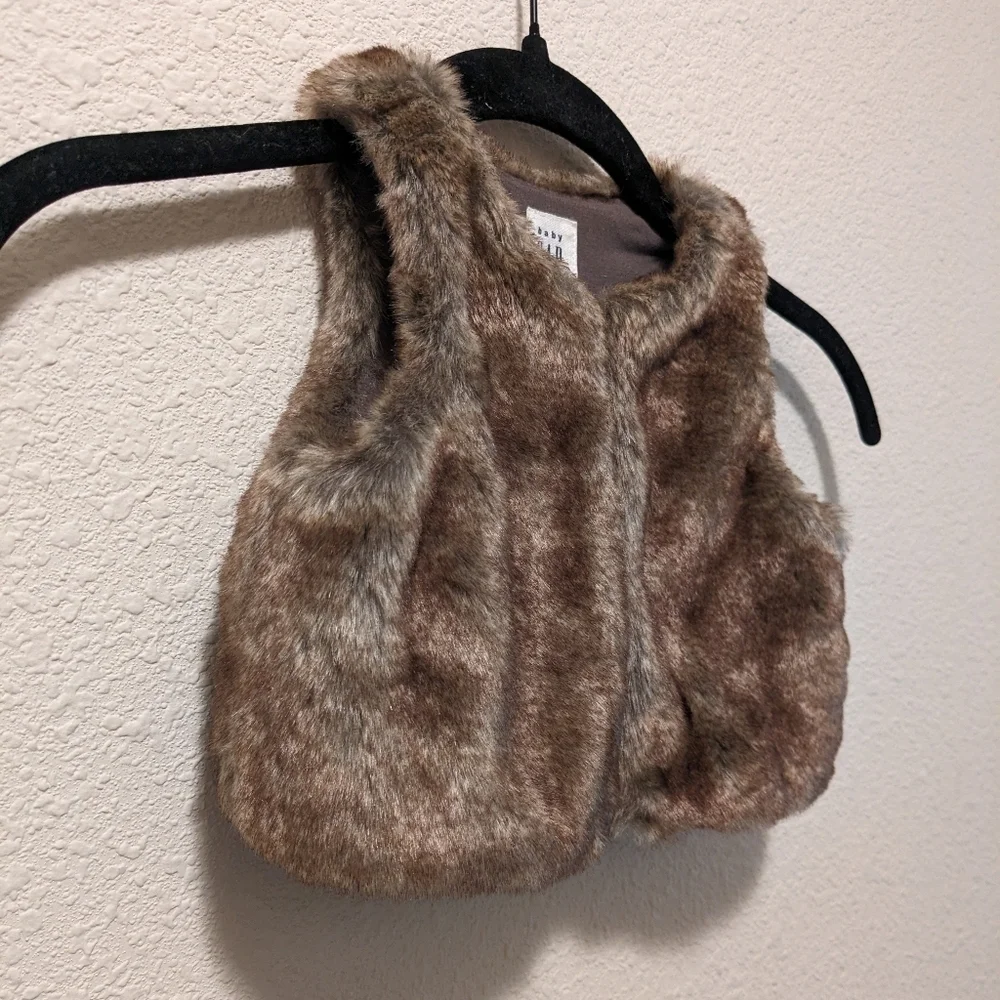 Gap Baby 6-12 Months Brown Faux Fur Vest Layering Winter